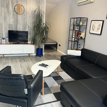 Apartments Renesance ボイニツェ エクステリア 写真