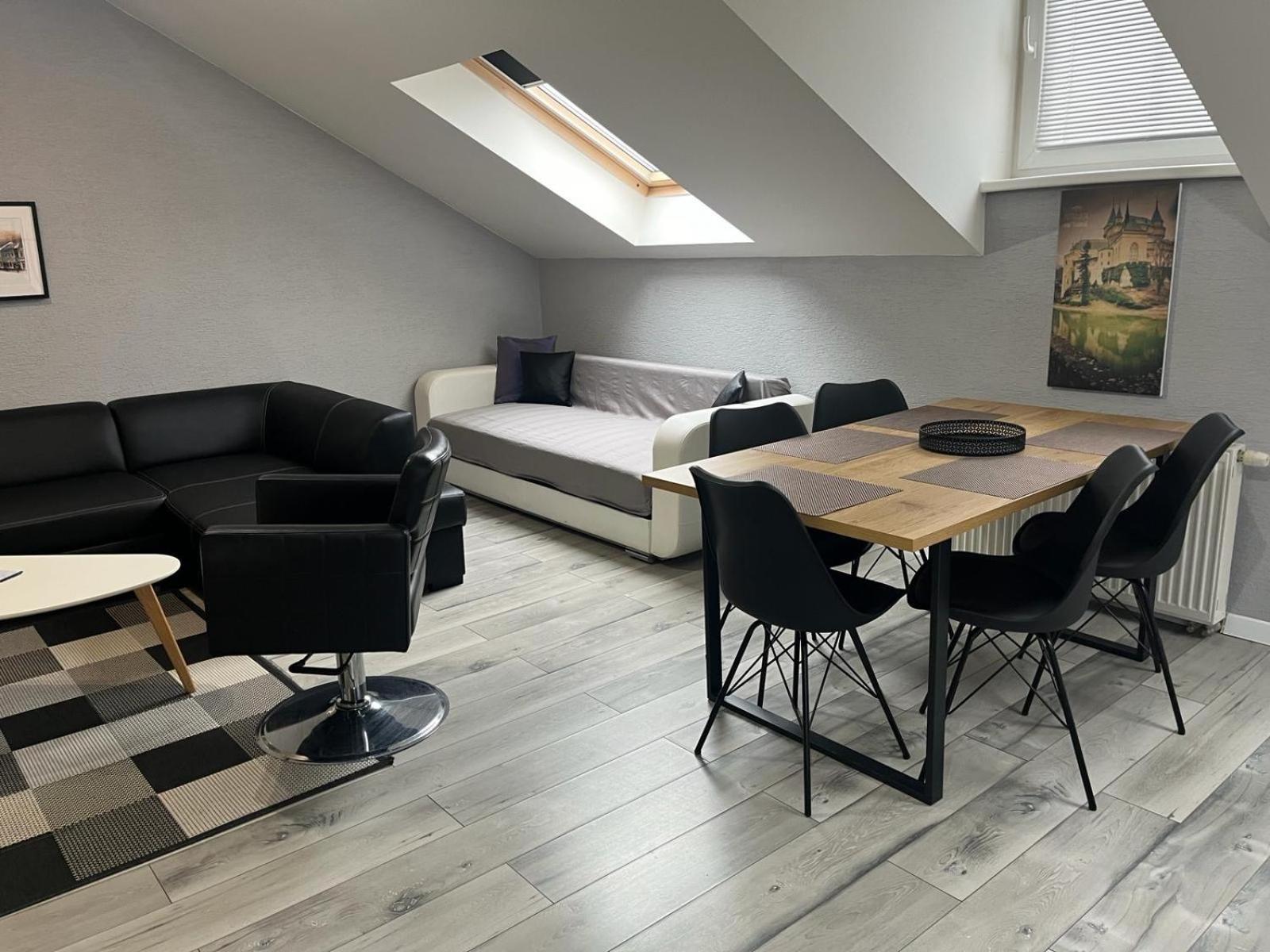 Apartments Renesance ボイニツェ エクステリア 写真