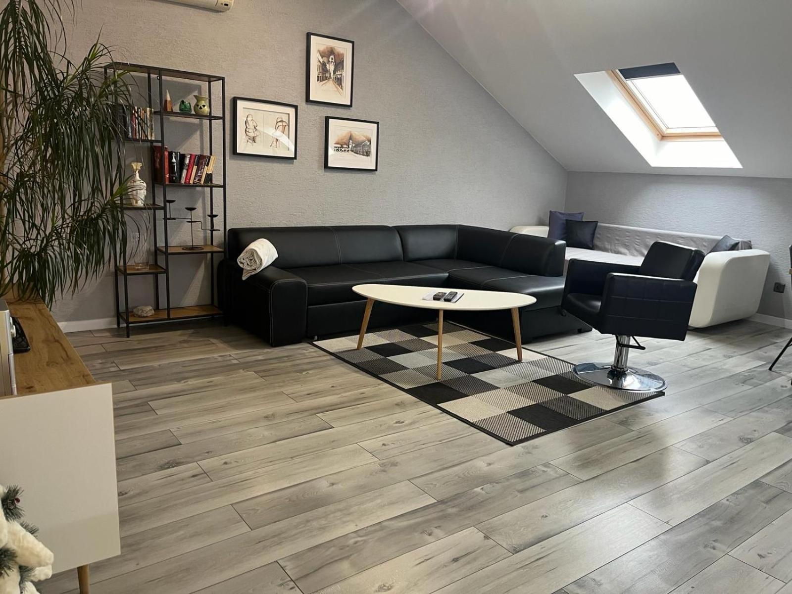 Apartments Renesance ボイニツェ エクステリア 写真